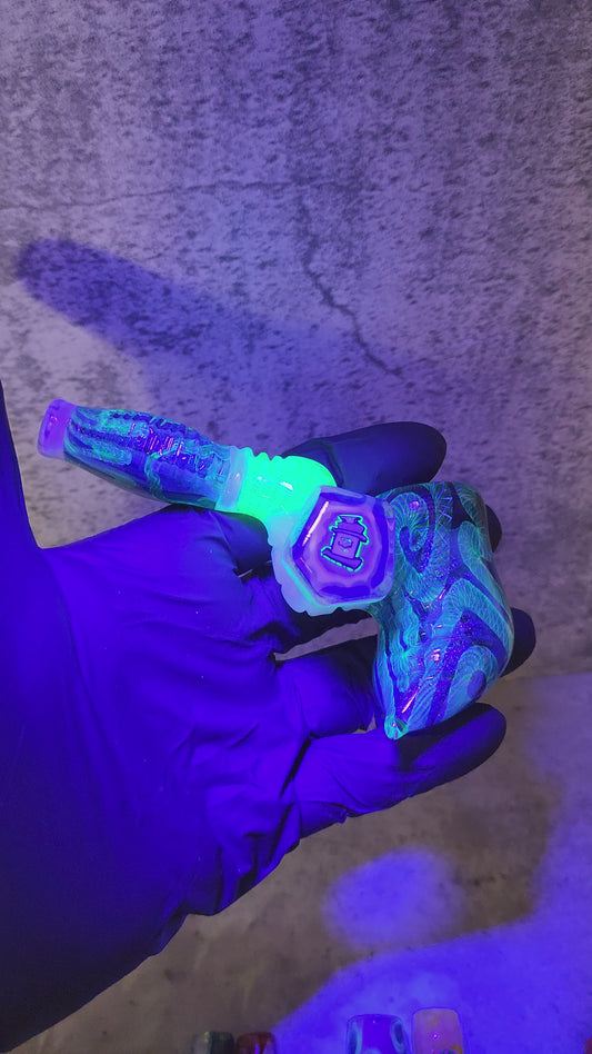 Dry Pipe Hammer - "Glowing Graffiti"